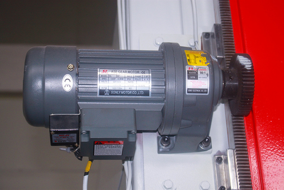CE vertical da máquina de corte da espuma do plutônio da altura de 1.74kw 1200mm na folha