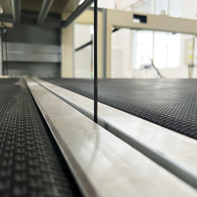 Máquina automática de corte de lâmina de anel CNC para PS / PE / EPE