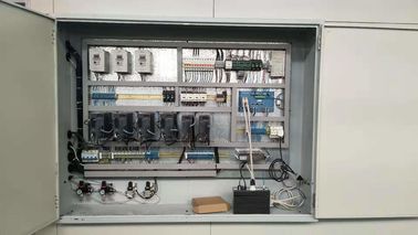 Máquina vertical da espuma de poliuretano do látex do Cnc com faca revolvendo
