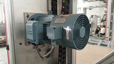 A máquina de corte horizontal do contorno da espuma de Eva da elevada precisão acelera a 10 M/minuto
