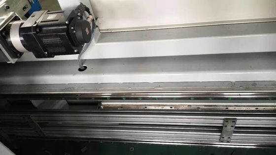 formas do corte de máquina do corte da esponja do CNC de 40m/Min Foam Upright 2D