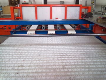 O PLC controla a máquina de corte floral da espuma ajustável com 6 a barra, 9KW