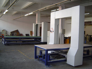 Máquina de corte móvel do contorno do CNC do PE/PVC com quadro de corte, cortador da espuma de EVA