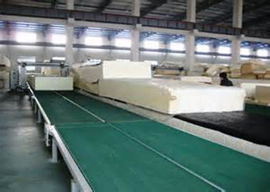 Máquina de corte automática do contorno do CNC da esponja do látex com Worktable longo