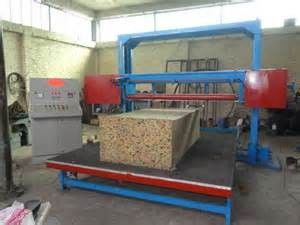 Máquina de corte horizontal automática 25m do plutônio/folha da esponja/minuto